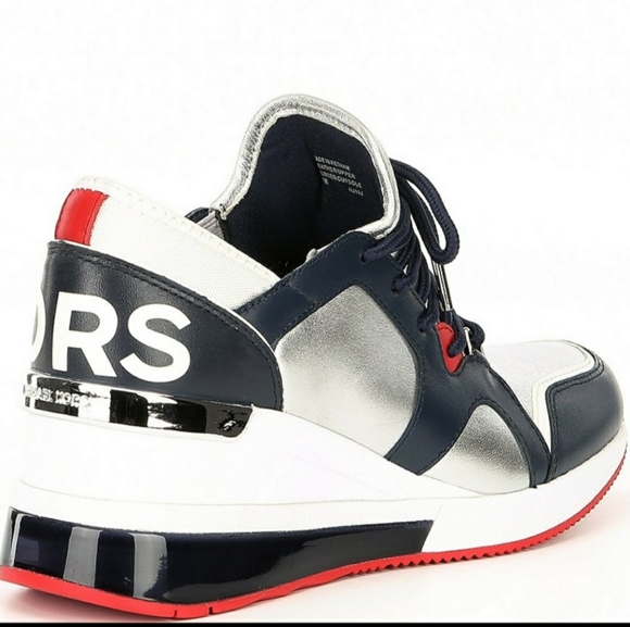 MICHAEL Kors Liv Metallic Leather Trainer - Picture 6 of 8